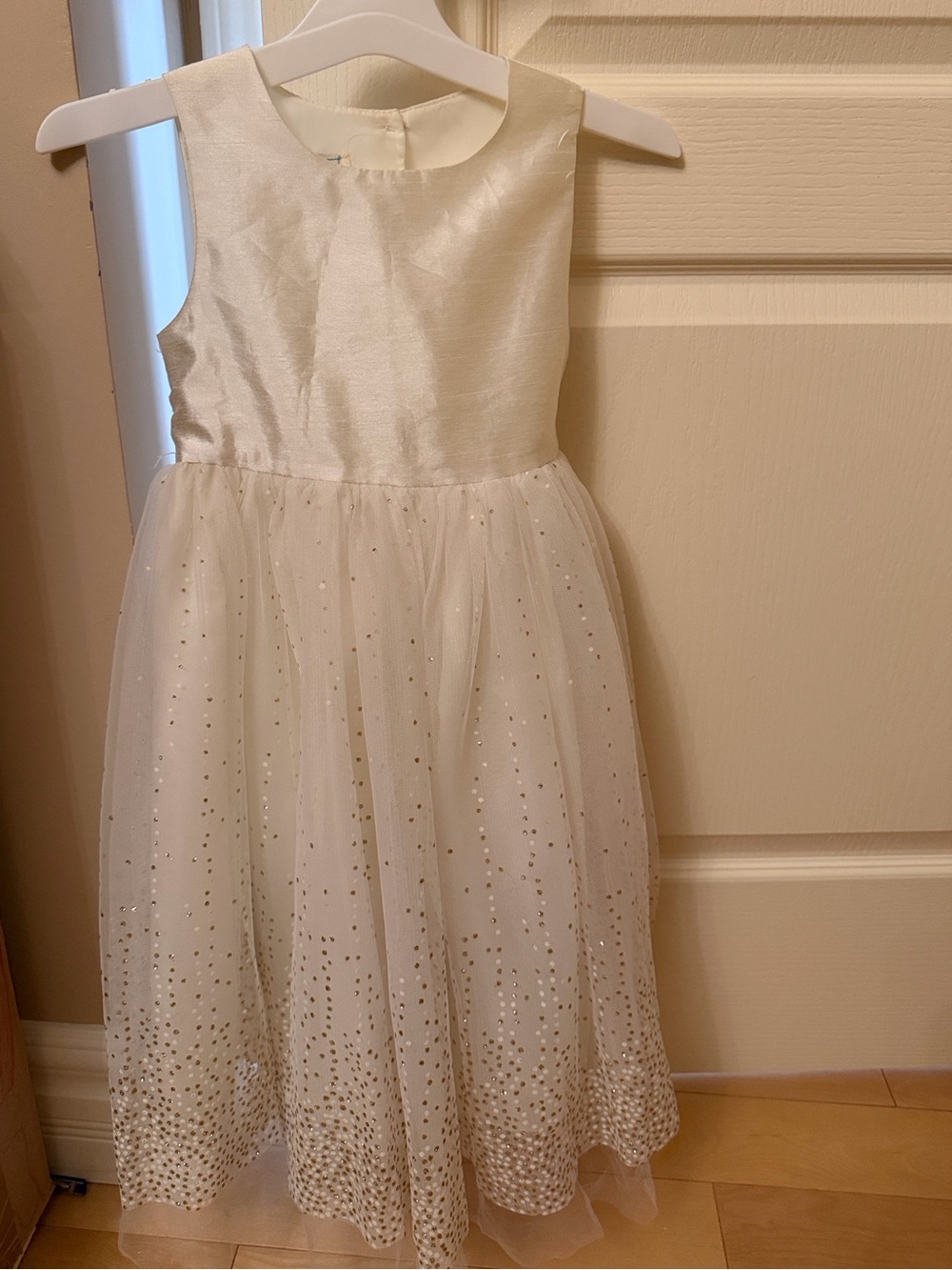Marmellata Girls White Formal Tutu Dress Gown Flower Girl size 6
